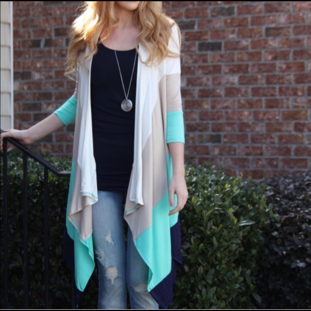 Neutral Color Cardigan - Picture 3 of 3